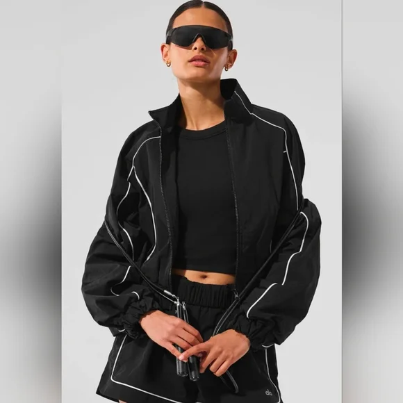 Alo Yoga Motivate Full Zip Track Jacket Black White - Picture 1 of 2